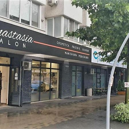 Studio Modern. Бухарест Экстерьер фото