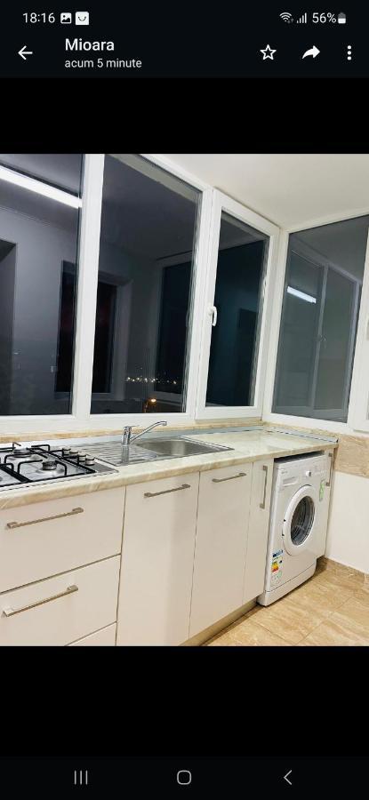 Studio Modern. Бухарест Экстерьер фото