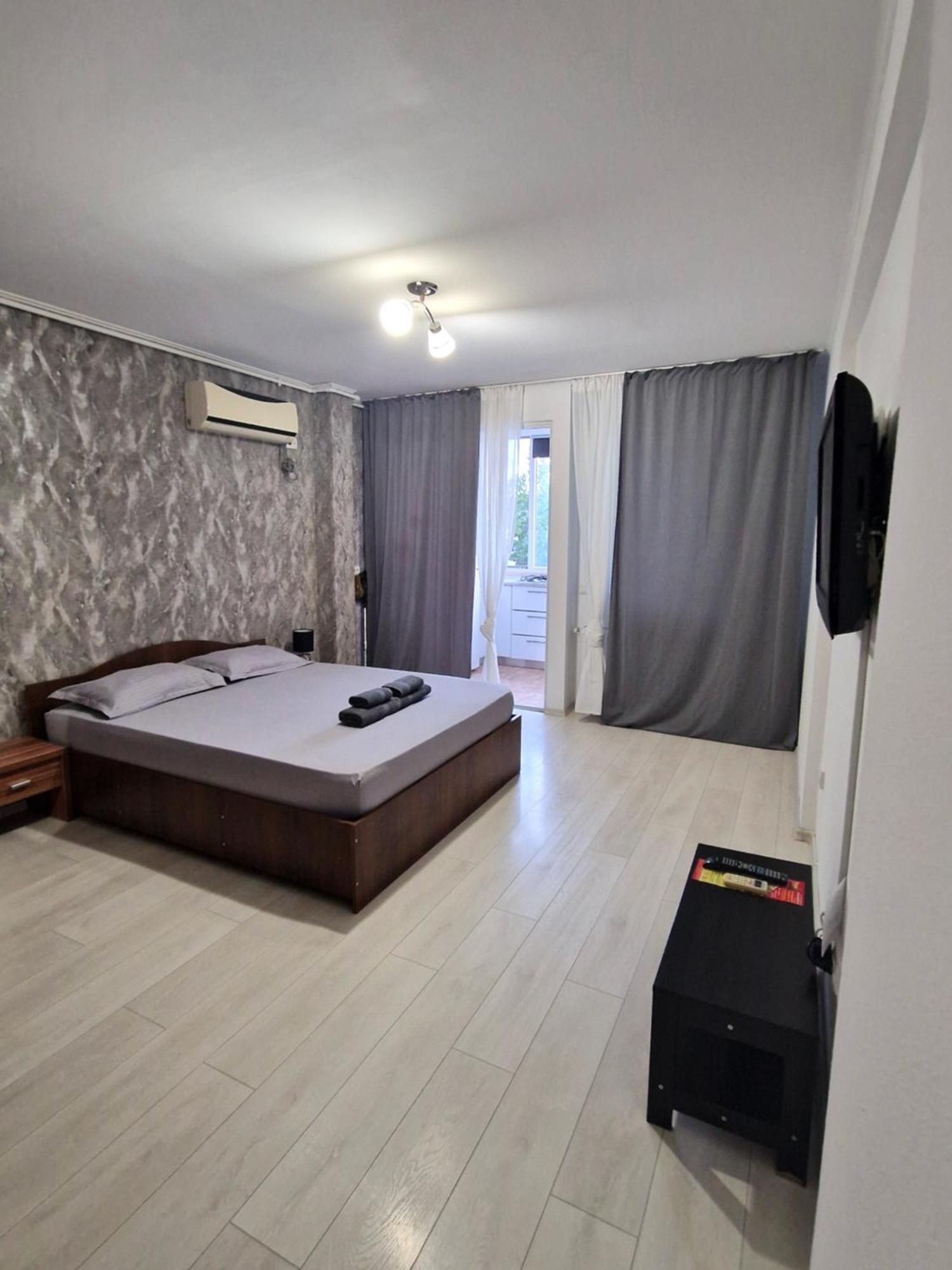 Studio Modern. Бухарест Экстерьер фото